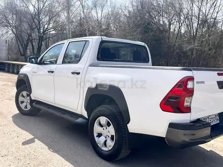 Toyota Hilux 2019 года за 17 500 000 тг. в Алматы – фото 5