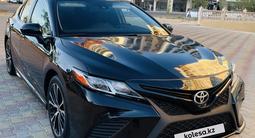 Toyota Camry 2020 года за 10 700 000 тг. в Актау