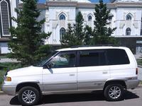 Mazda MPV 1998 года за 2 600 000 тг. в Астана