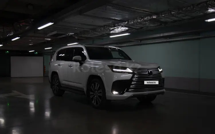 Lexus LX 600 2025 года за 82 500 000 тг. в Алматы