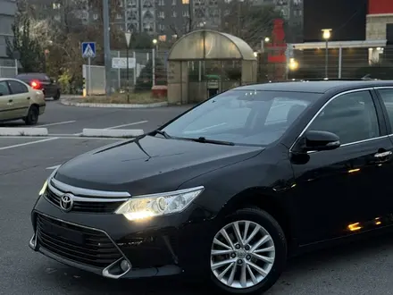 Toyota Camry 2015 года за 12 100 000 тг. в Алматы – фото 2