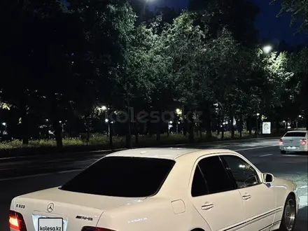 Mercedes-Benz E 320 2001 года за 5 000 000 тг. в Алматы – фото 2