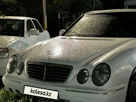 Mercedes-Benz E 320 2001 года за 5 000 000 тг. в Алматы – фото 4
