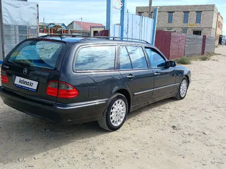 Mercedes-Benz E 280 2002 года за 5 000 000 тг. в Аральск – фото 4