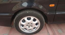 Volkswagen Passat 1996 года за 3 000 000 тг. в Тараз – фото 2