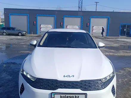 Kia K5 2022 года за 8 650 000 тг. в Астана – фото 2