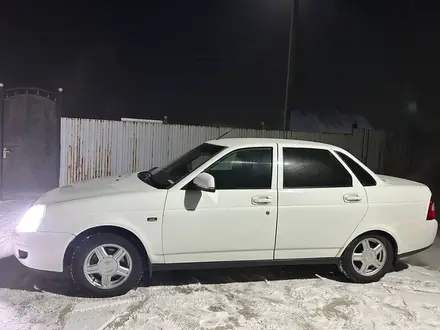 ВАЗ (Lada) Priora 2170 2013 года за 3 000 000 тг. в Усть-Каменогорск – фото 2