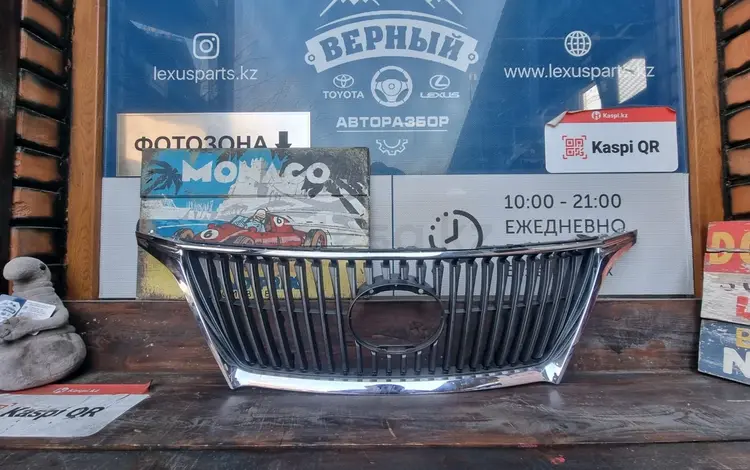 Решётка радиатора Lexus RX350 за 100 000 тг. в Алматы