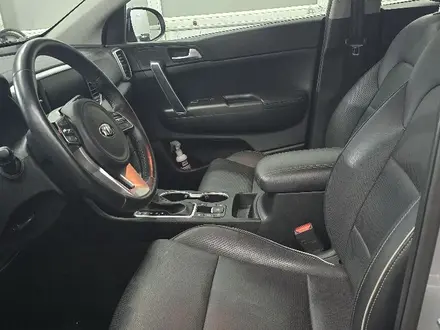 Kia Sportage 2020 года за 11 300 000 тг. в Алматы – фото 25