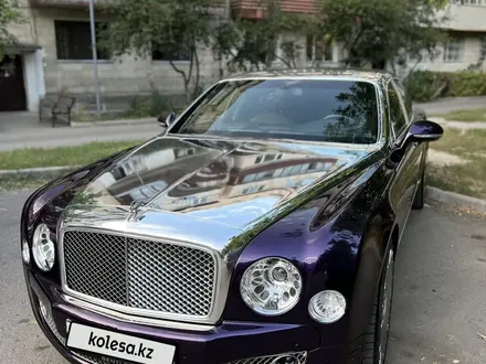 Bentley Mulsanne 2010 года за 55 000 000 тг. в Алматы – фото 21