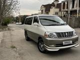 Toyota Grand Hiace 2001 года за 9 800 000 тг. в Алматы – фото 4