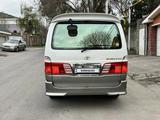 Toyota Grand Hiace 2001 года за 9 800 000 тг. в Алматы – фото 2