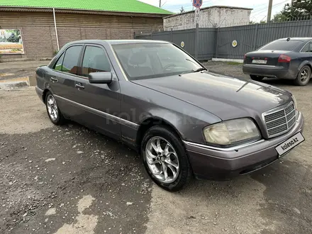 Mercedes-Benz C 280 1996 года за 2 000 000 тг. в Петропавловск