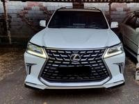 Lexus LX 570 2016 годаfor38 500 000 тг. в Алматы