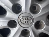 Диск 15 размер TOYOTA COROLLA за 20 000 тг. в Астана – фото 2
