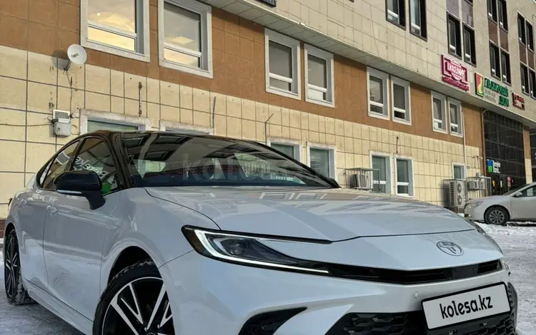 Toyota Camry 2024 годаfor15 900 000 тг. в Астана