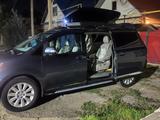 Toyota Sienna 2013 года за 13 000 000 тг. в Уральск – фото 2