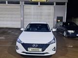 Hyundai Accent 2022 годаүшін8 150 000 тг. в Алматы