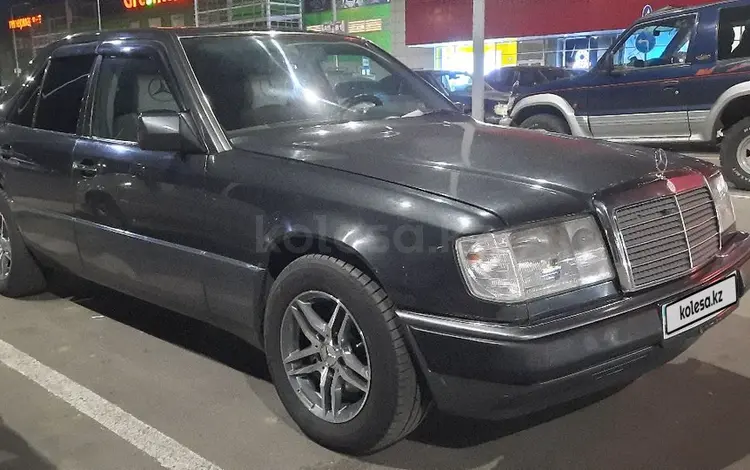 Mercedes-Benz E 200 1992 года за 2 500 000 тг. в Павлодар