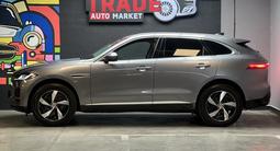 Jaguar F-Pace 2022 года за 21 295 000 тг. в Алматы – фото 3