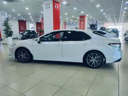 Toyota Camry 2021 года за 15 500 000 тг. в Тараз