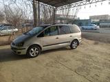 Ford Galaxy 2001 года за 2 500 000 тг. в Актобе – фото 3