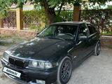 BMW 323 1996 года за 2 200 000 тг. в Семей