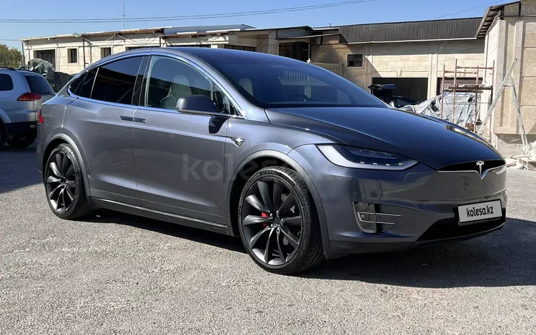 Tesla Model X 2017 года за 40 000 000 тг. в Алматы