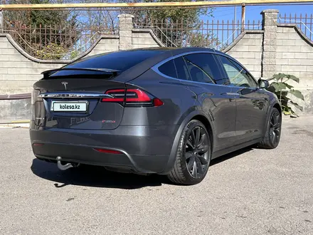 Tesla Model X 2017 года за 40 000 000 тг. в Алматы – фото 12