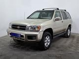 Nissan Pathfinder 2000 года за 2 490 000 тг. в Астана