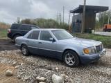 Mercedes-Benz E 230 1992 года за 850 000 тг. в Алматы
