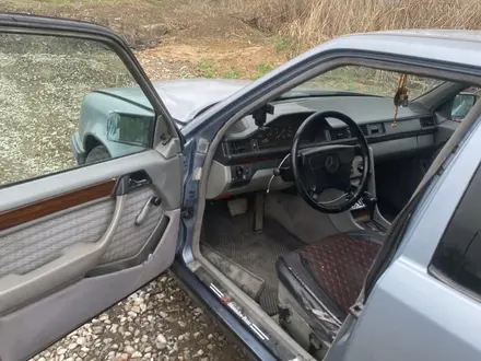 Mercedes-Benz E 230 1992 года за 850 000 тг. в Алматы – фото 6