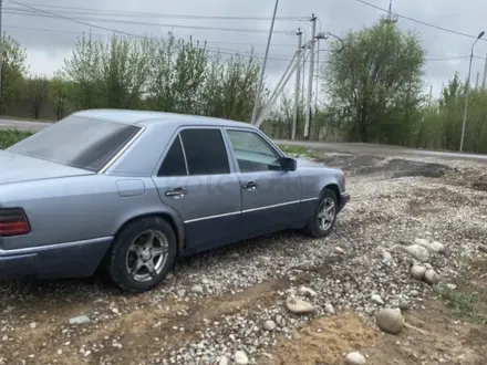 Mercedes-Benz E 230 1992 года за 850 000 тг. в Алматы – фото 7