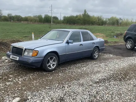 Mercedes-Benz E 230 1992 года за 850 000 тг. в Алматы – фото 8