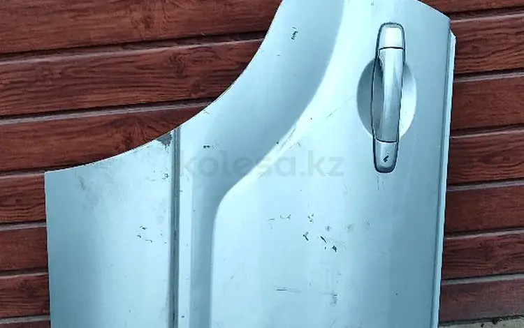 Дверь передняя правая на Субару Форестер кузов SG. за 8 000 тг. в Алматы