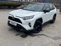 Toyota RAV4 2021 года за 16 500 000 тг. в Караганда