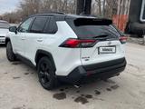 Toyota RAV4 2021 года за 16 500 000 тг. в Караганда – фото 4