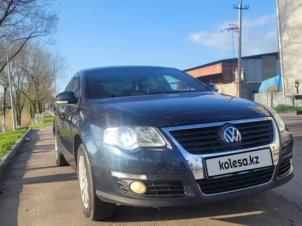 Volkswagen Passat 2007 года за 3 500 000 тг. в Алматы – фото 12