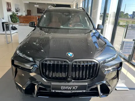 BMW X7 2024 года за 79 119 000 тг. в Актау – фото 2