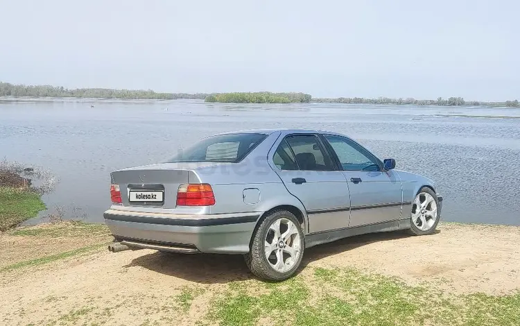 BMW 318 1993 годаүшін1 200 000 тг. в Уральск