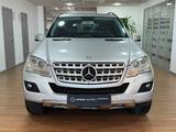 Mercedes-Benz ML 350 2011 года за 9 990 000 тг. в Алматы – фото 2