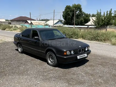 BMW 525 1990 года за 1 850 000 тг. в Тараз