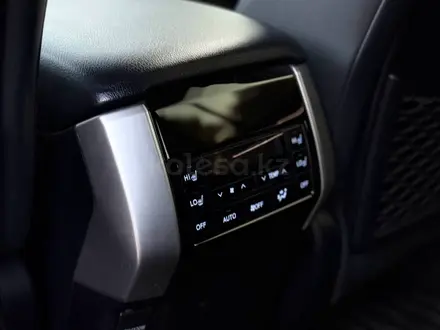 Toyota Land Cruiser Prado 2021 года за 28 500 000 тг. в Актобе – фото 13