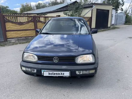 Volkswagen Golf 1993 года за 1 100 000 тг. в Караганда