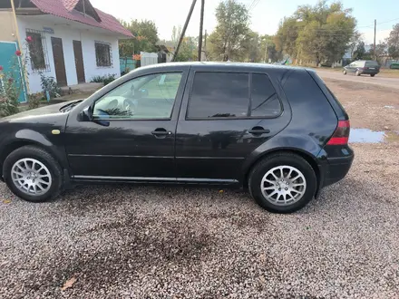 Volkswagen Golf 1999 года за 2 500 000 тг. в Мерке – фото 2