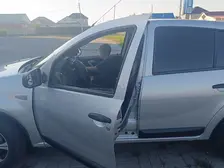 Renault Sandero, 2012