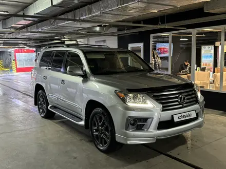 Lexus LX 570 2013 года за 21 900 000 тг. в Астана