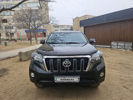 Toyota Land Cruiser Prado 2017 года за 19 000 000 тг. в Актау