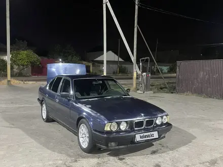 BMW 520 1992 года за 950 000 тг. в Тараз – фото 2