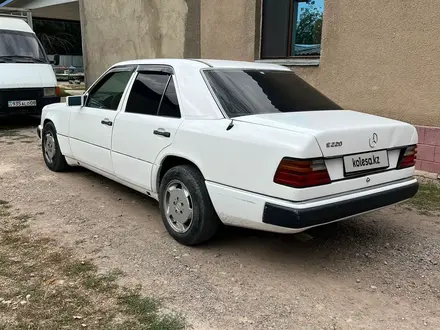 Mercedes-Benz E 220 1992 года за 1 500 000 тг. в Тараз – фото 4